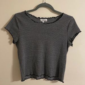 STRETCHY SOFT STRIPED TEE SHIRT (LARGE)